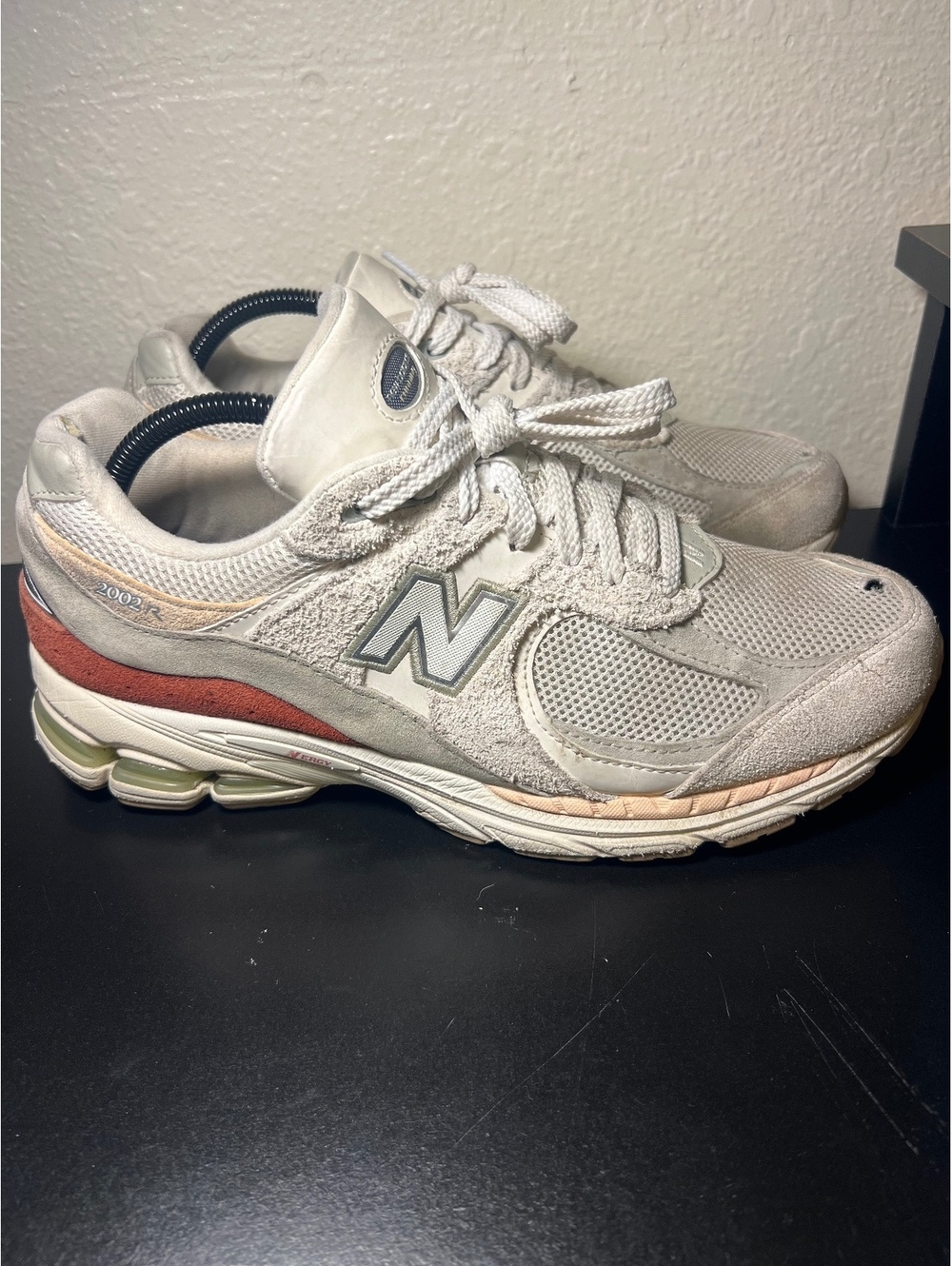 New Balance 2002R Cream